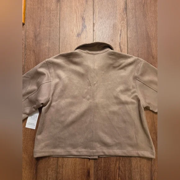 Time and Tru Women's Faux Suede Button Down Jacket in Tan NWT - Picture 7 of 8